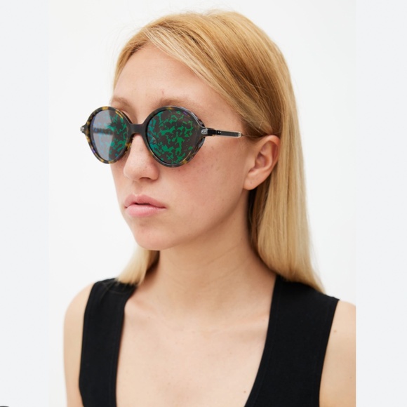 Christian Dior Umbrage Havana Green Sunglasses main image 9